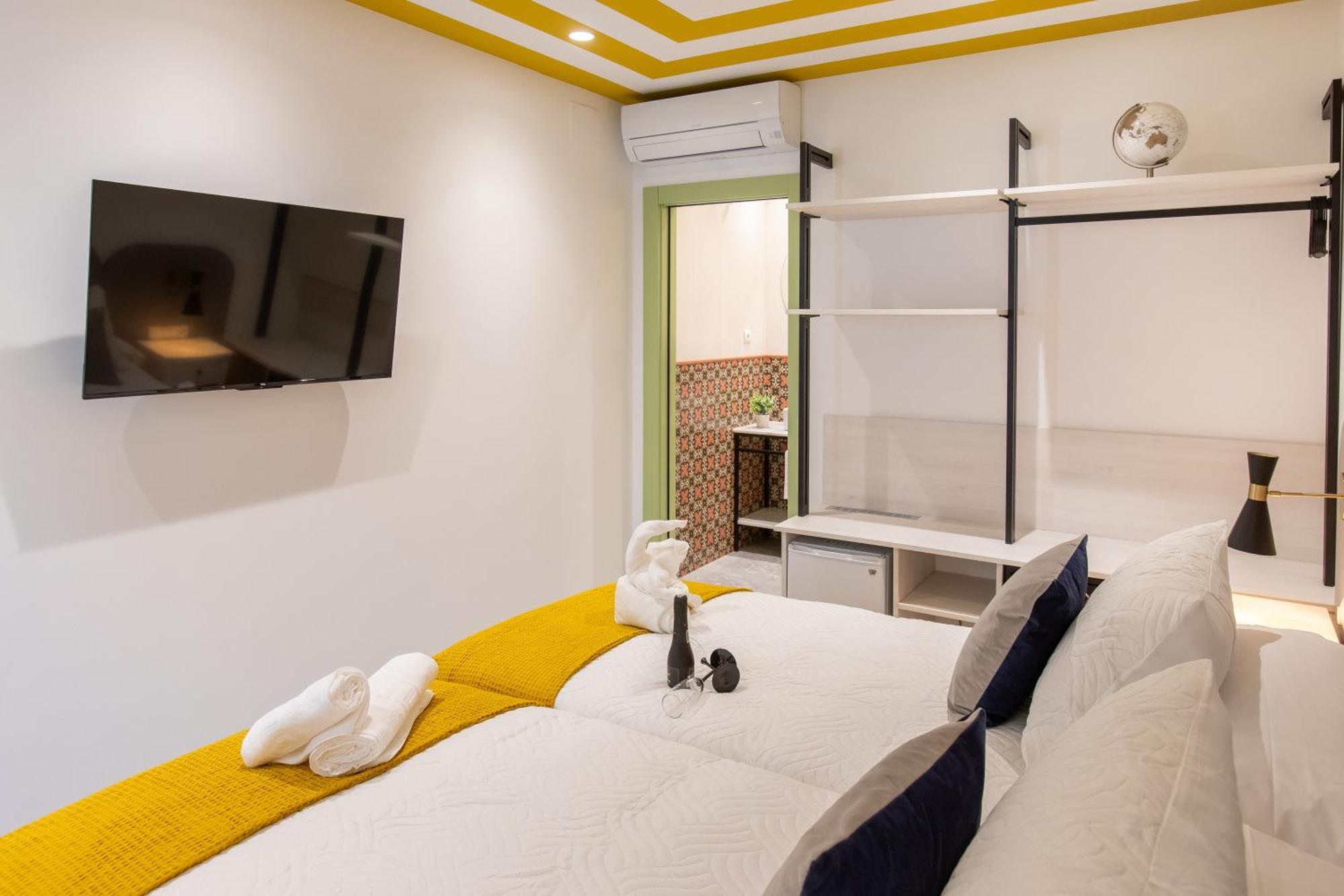 Boutique Rooms Playa Burriana Nerja Exterior foto